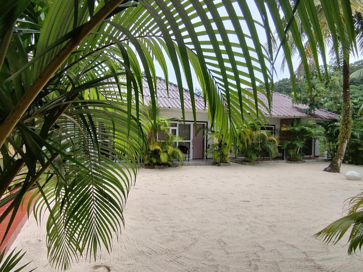 White Sand Ark Resort Sok San Village Exteriör bild