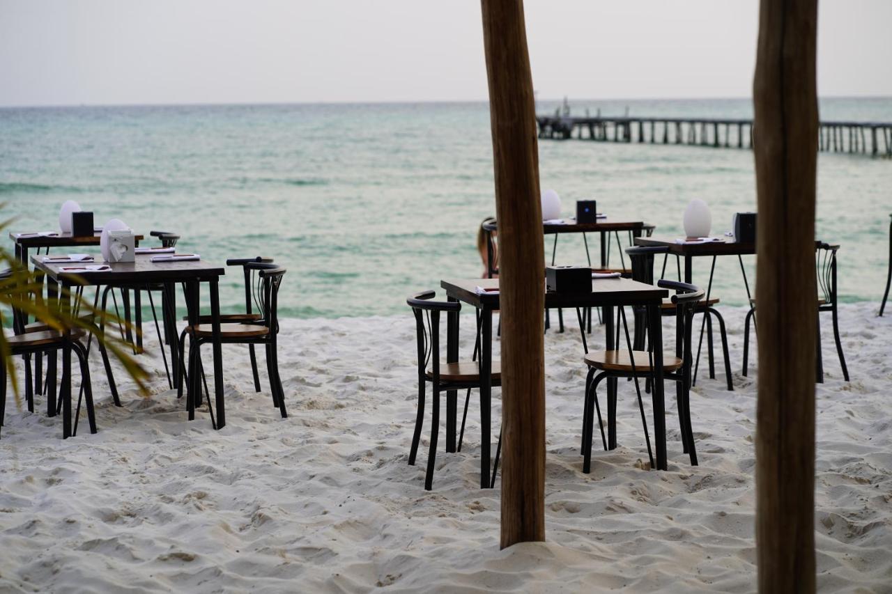 White Sand Ark Resort Sok San Village Exteriör bild